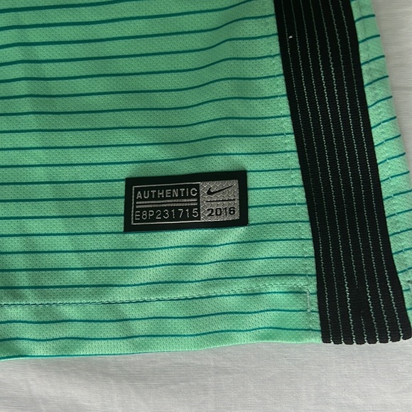 Nike FCB soccer jersey - Picture 6 of 7